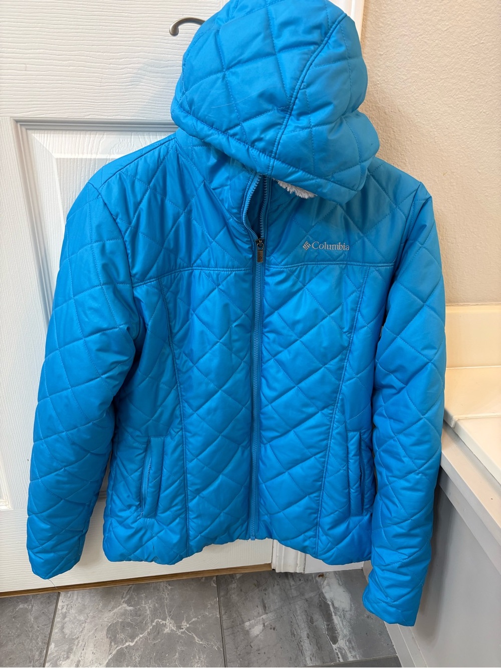 Columbia Women's Copper Crest Hooded Jacket Blue Quilted Puffer Medium Coat